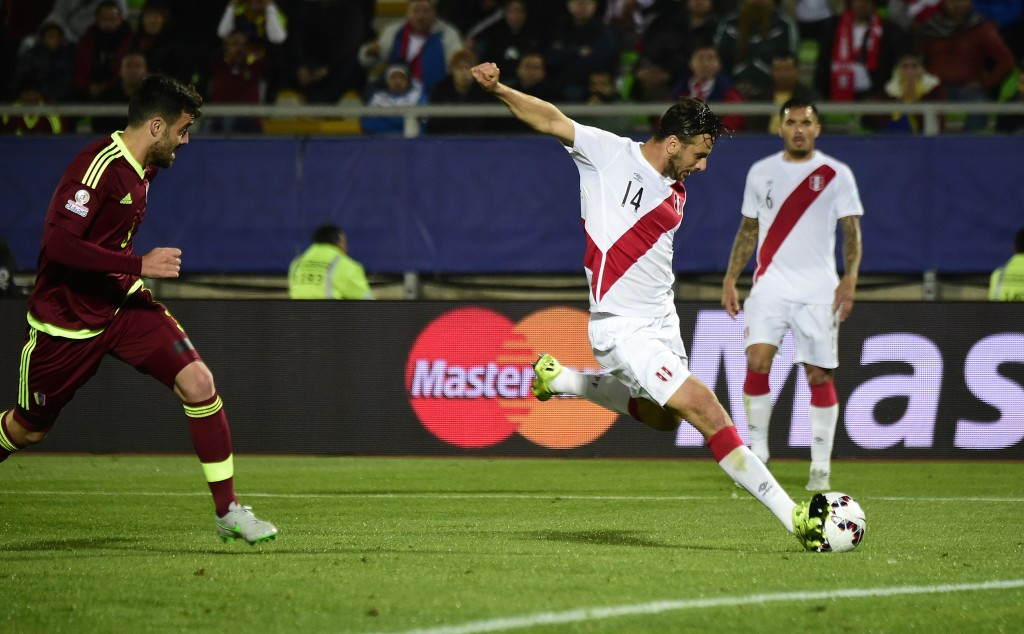 Peru keep Copa América knock-out stage qualification hopes alive with narrow victory against Venezuela