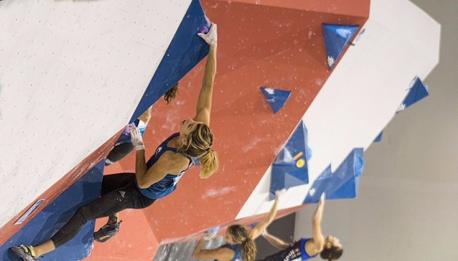 Qualification continued at the World Championships in Paris today ©IFSC
