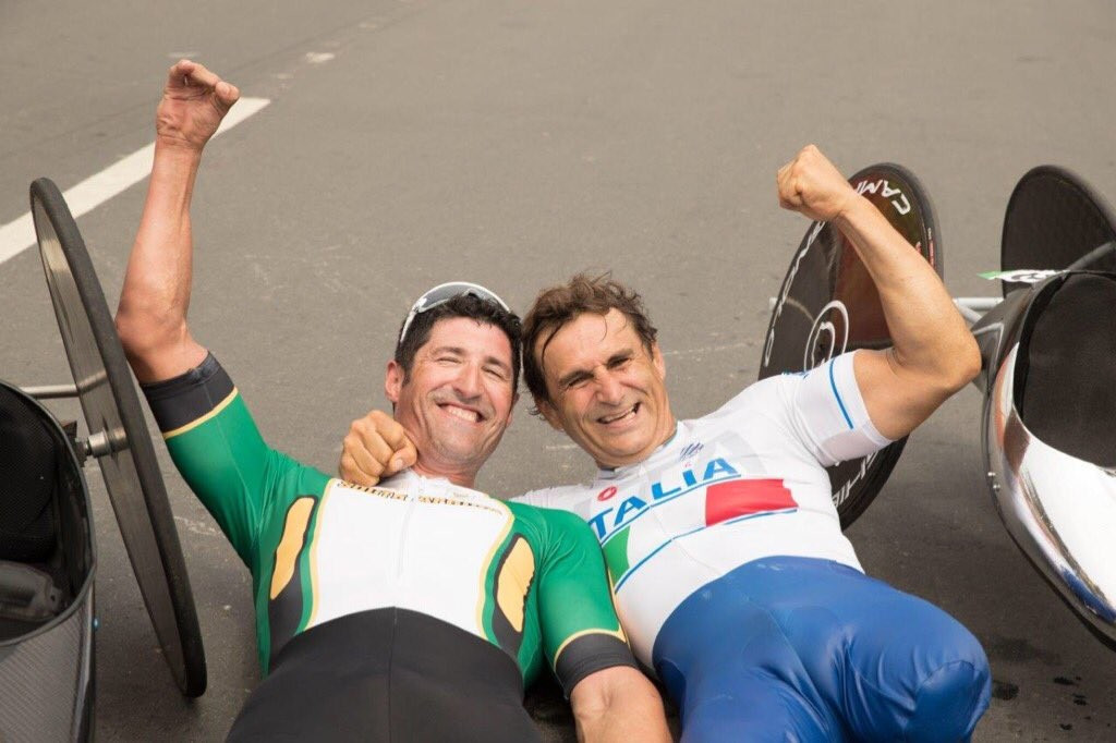 Ernst van Dyk of South Africa denied Alessandro Zanardi a fourth Paralympic gold medal ©Twitter