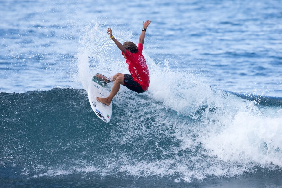 Action got underway at the ISA World Junior Surfing Championships in the Azores this afternoon, following the decision to bring the start forward from tomorrow to make the most of the ideal conditions ©ISA