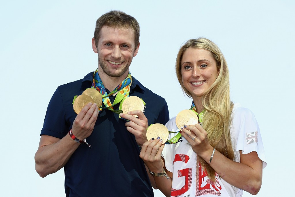 Jason Kenny and his wife and team-mate Laura Trott display their medals ©Getty Images
