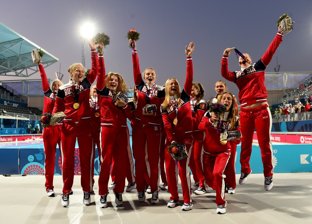 Russia's women's water polo team celebrate their gold medal ©Getty Images