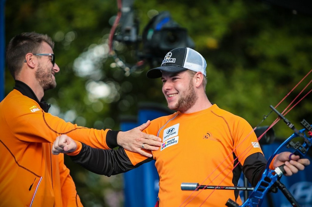Schloesser overcomes fear to win men's individual compound title at Archery World Cup final