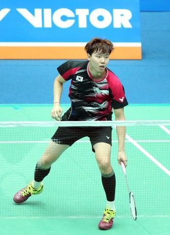 South Korea's Seo Seung Jae, also advanced to tomorrow's first round as he beat Japan’s Takuma Ueda 21-16 21-15 ©BWF