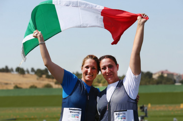 Italy's Chiara Cainero (left) and Diana Bacosi (right), bronze and silver medallists respectively, celebrate after the women's skeet shooting final ©Getty Images