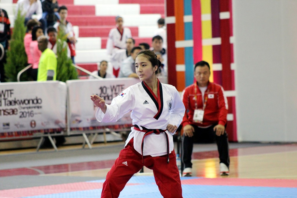 Double gold for South Korea and Turkey on opening day of WTF World Poomsae Championships 