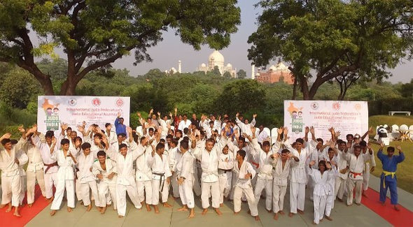 The International Judo Federation have launched their fifth educational tour at the Taj Mahal ©IJF