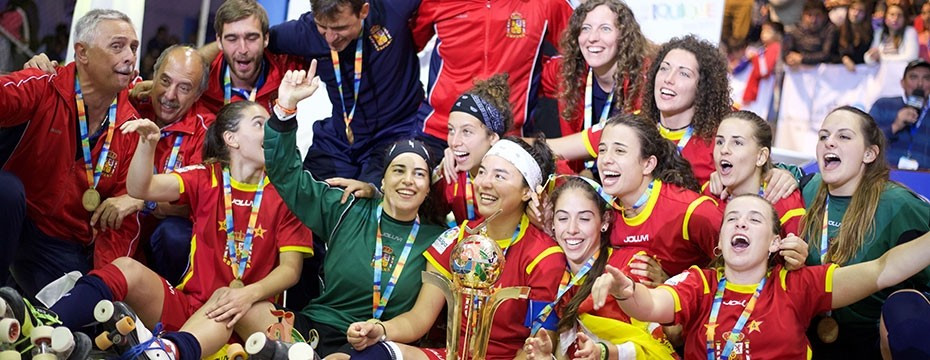 Spain earned a dramatic victory over Portugal to claim the world title ©FIRS