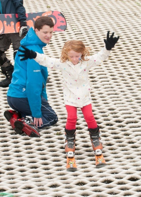 The Scottish national governing body is running a three-day foundation course providing an introduction into becoming a snowsports instructor ©Snowsport Scotland