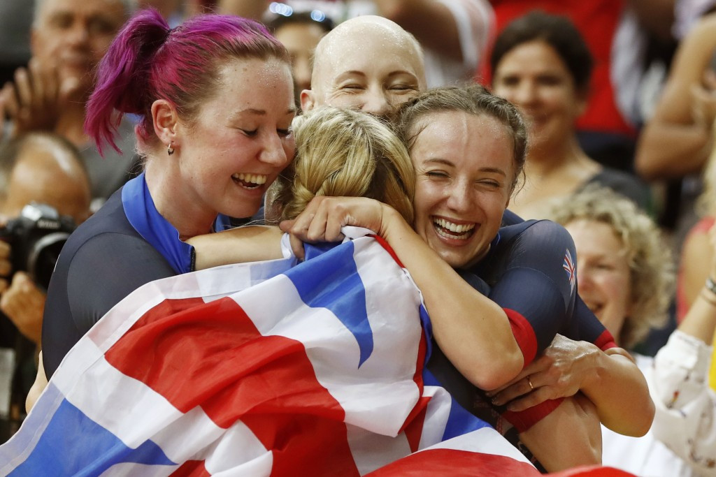 Katie Archibald (left) and Elinor Barker (right) are among the Olympic champions returning to track action ©Getty Images