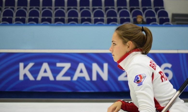 Russia among three teams to book play-off spots at World Mixed Curling Championships