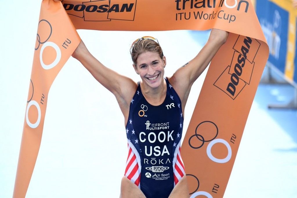 The United States' Summer Cook claimed her second ITU World Cup victory by winning the women's race ©World Triathlon/Twitter