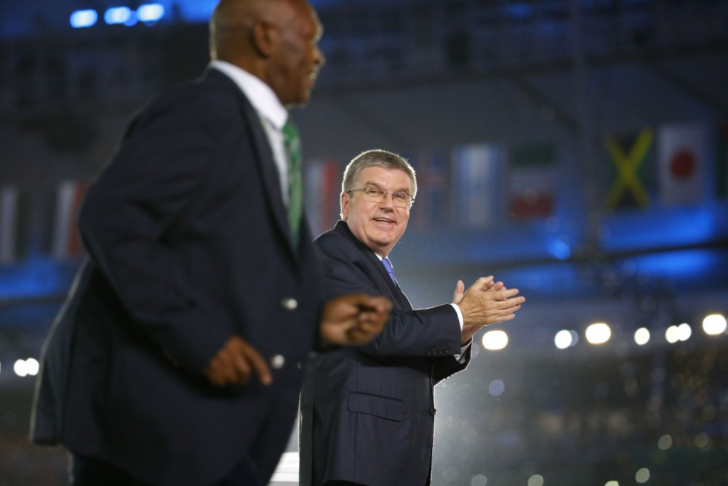 NOCK President Kipchoge Keino (left) pictured after receiving a new Olympic Laurel award from IOC President Thomas Bach at the Opening Ceremony of Rio 2016 ©Getty Images