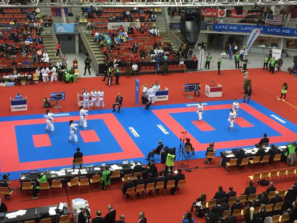 The women's team kata action saw Japan and Spain advance to the gold medal match ©ITG