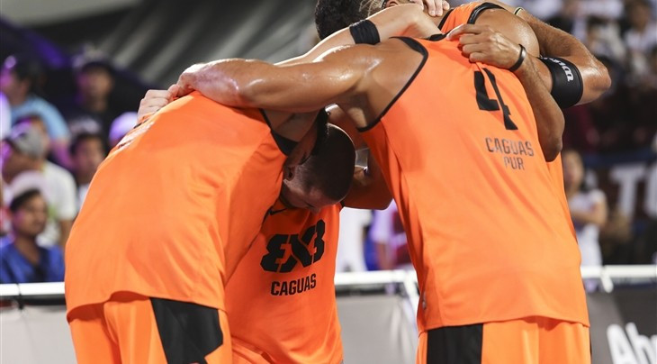 Caguas claimed two surprise wins to reach the quarter-finals ©FIBA