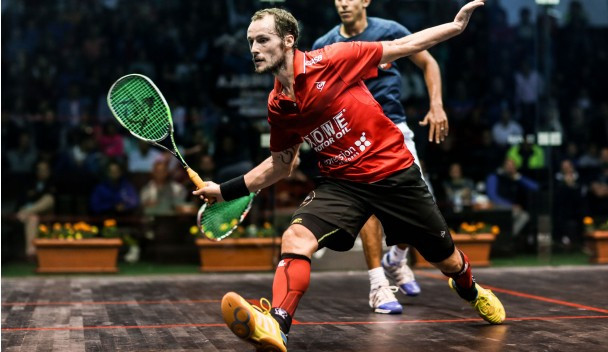Reigning champion Gregory Gaultier dug deep to defeat Egypt’s Tarek Momen and reach the semi-finals of the PSA Men’s World Championship at the Wadi Degla Club in Cairo today ©PSA