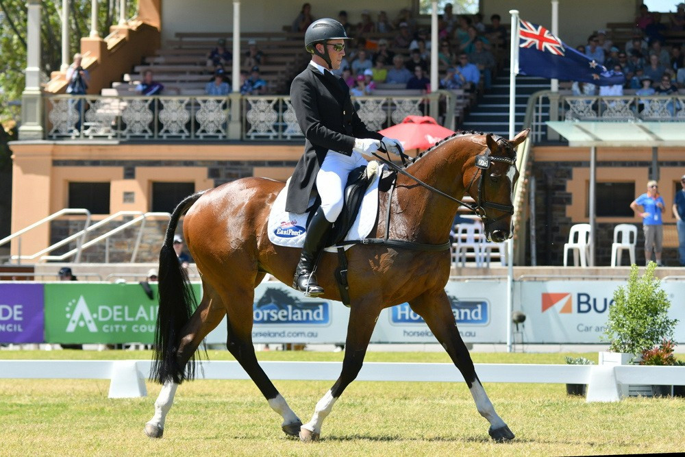 Home favourite Will Enzinger claimed dressage victory today at the second leg of the 2016-17 FEI Classics series in Australian city Adelaide ©FEI/Julie Wilson