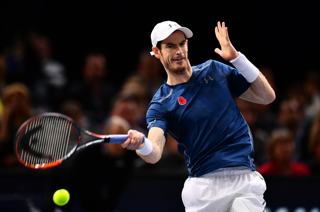 Murray officially confirmed at world number one as Federer slips to 16th