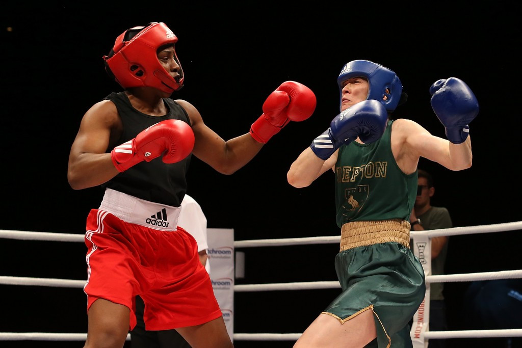 England's Natasha Gale (left) was a winner at 75kg ©Getty Images