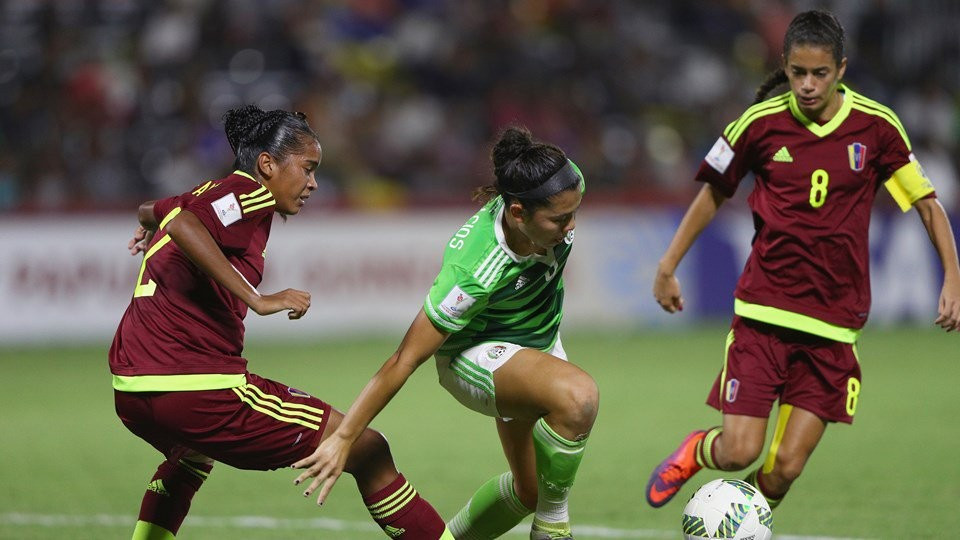 Mexico survived a late surge from Venezuela to book their place in the quarter-finals ©FIFA