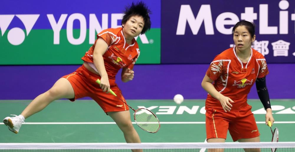 China’s Chen Qingchen and Jia Yifan booked their place at the BWF Superseries Finals in Dubai next month by reaching the quarter-finals of the Hong Kong Superseries in Kowloon ©BWF