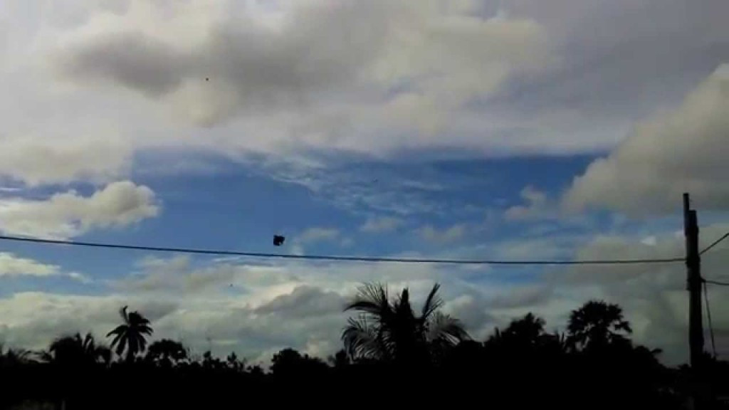 Operating fighter kites such as this one is a popular, but banned, practice in Brazil ©YouTube
