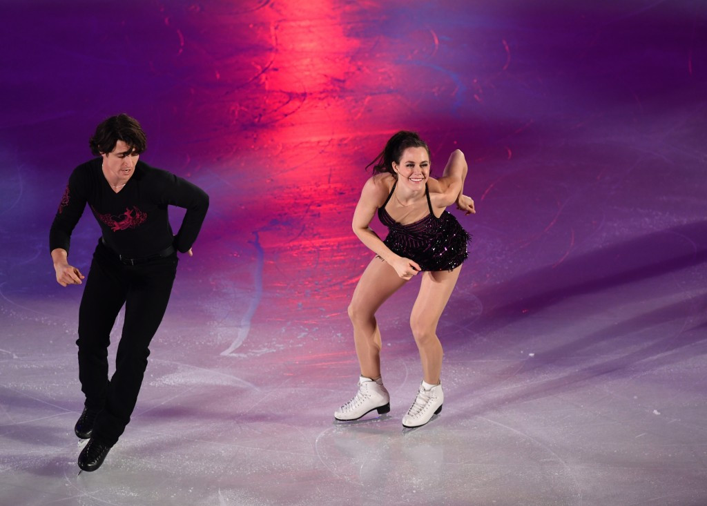 Tessa Virtue and Scott Moir won the ice dance title on the final day of the NHK Trophy ©Getty Images