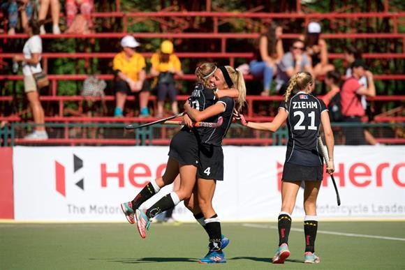 Germany also advanced following a 2-0 win over Japan ©FIH