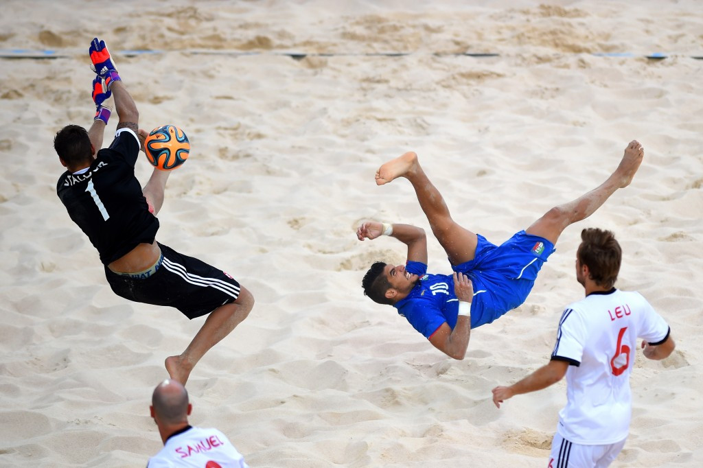 Russia secured their place in the beach soccer gold medal match ©Getty Images