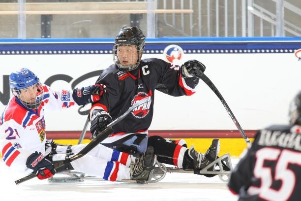 Japan and Czech Republic begin IPC Ice Sledge Hockey World Championships B-Pool with victories