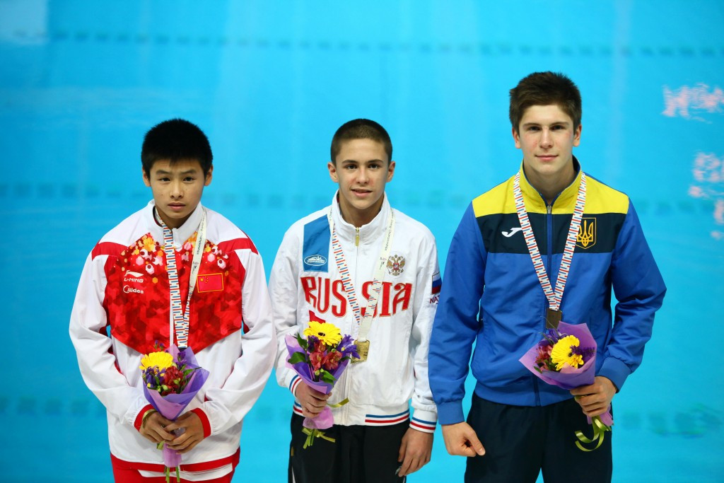 Home favourite Ternovoy increases Russia's gold medal tally to three at FINA World Junior Diving Championships 