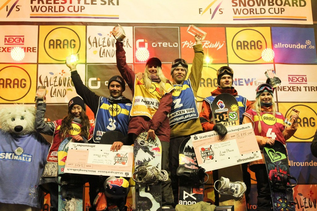 The top six riders of the FIS Big Air World Cup in Moenchengladbach celebrate on the podium ©FIS Snowboard World Cup/Facebook/Oliver Kraus