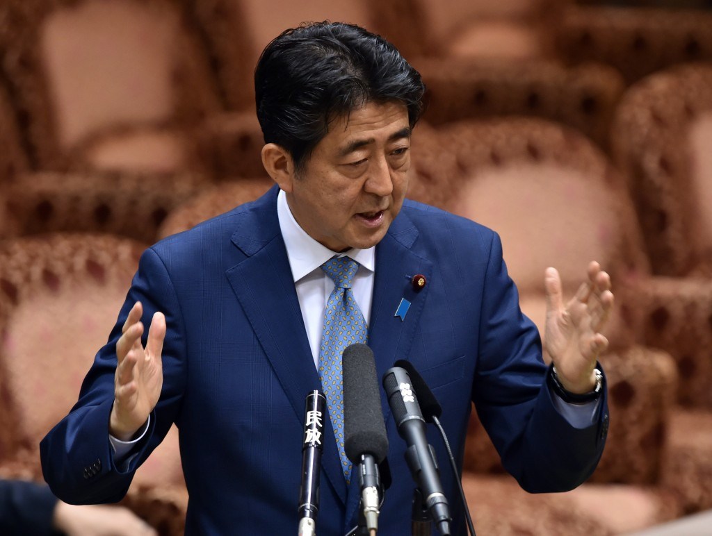 Japanese Prime Minister Shinzō Abe announced the scrapping of the initial stadium plan in 2015 ©Getty Images