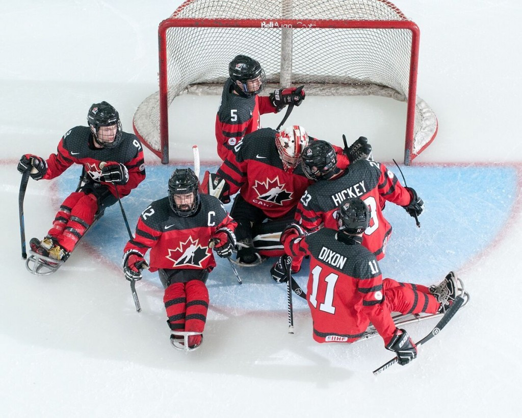 Canada cruised a 6-0 semi-final win over Norway ©Twitter/World Sledge