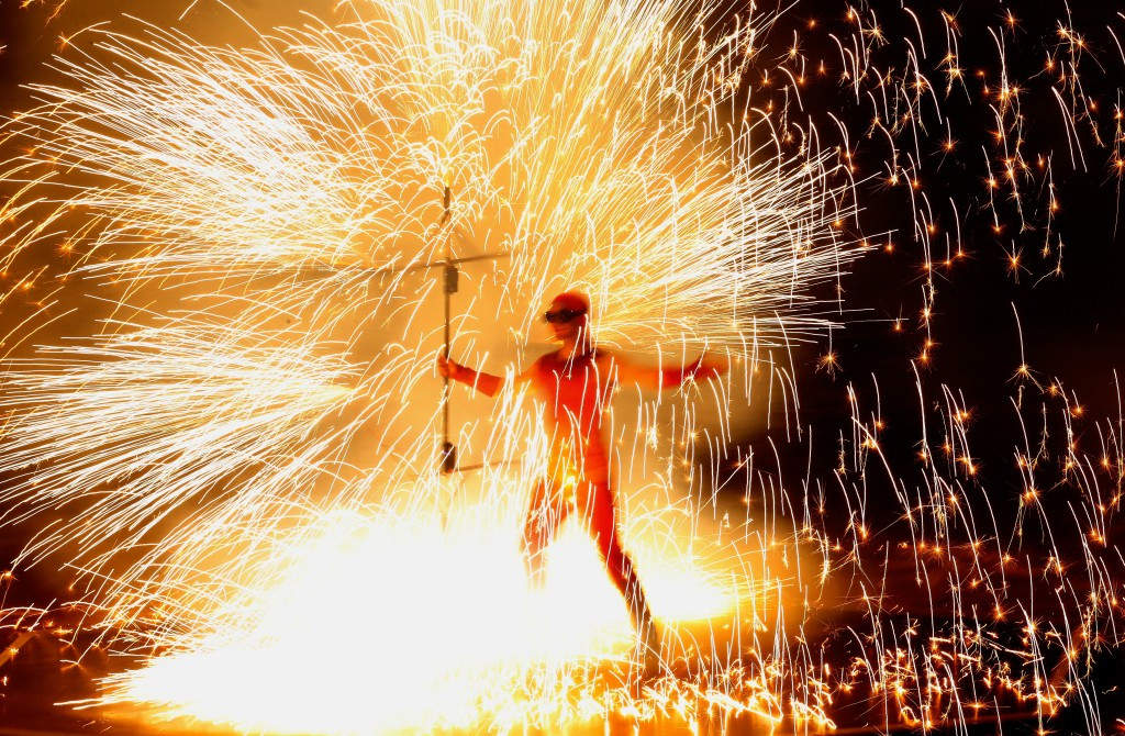 Following the rising of the temple several fire dancers performed  ©Getty Images