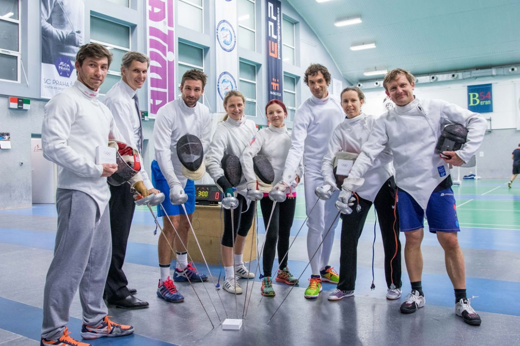 Czech Olympians received their participant pins while trying out fencing ©COC