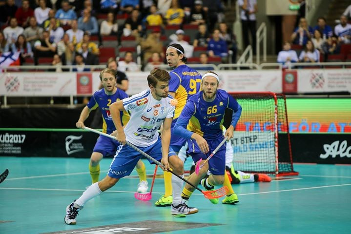 A shoot-out was required to separate the best two sides in world floorball ©IFF/Facebook