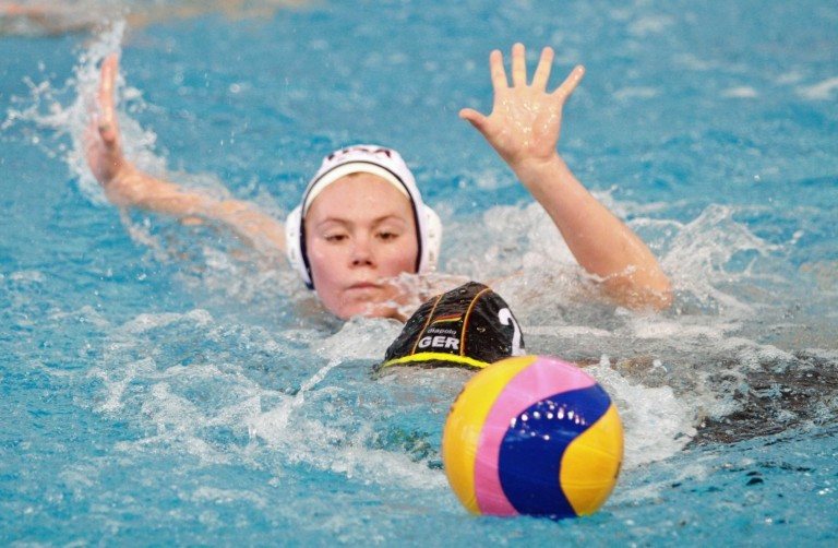 Holders United States among nations through to quarter-finals at FINA World Women's Youth Water Polo Championships