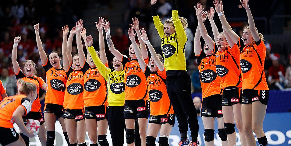 The Netherlands reached the final for the first time as they overcame Denmark ©EHF