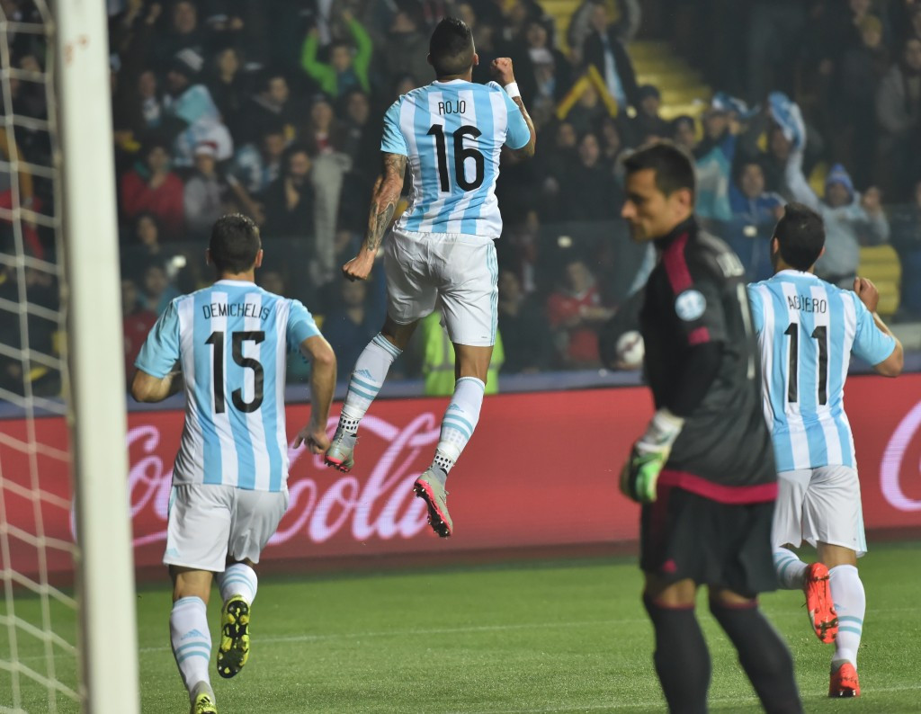 Marcos Rojo set Argentina on their way to victory against Paraguay ©Getty Images