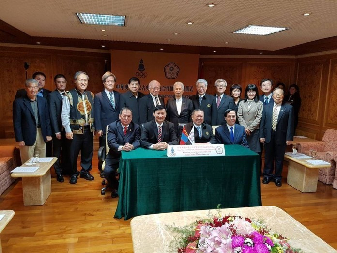 The Presidents of the Mongolian National Olympic Committee and the Chinese Taipei Olympic Committee have signed a bilateral co-operation agreement in Taipei ©MNOC