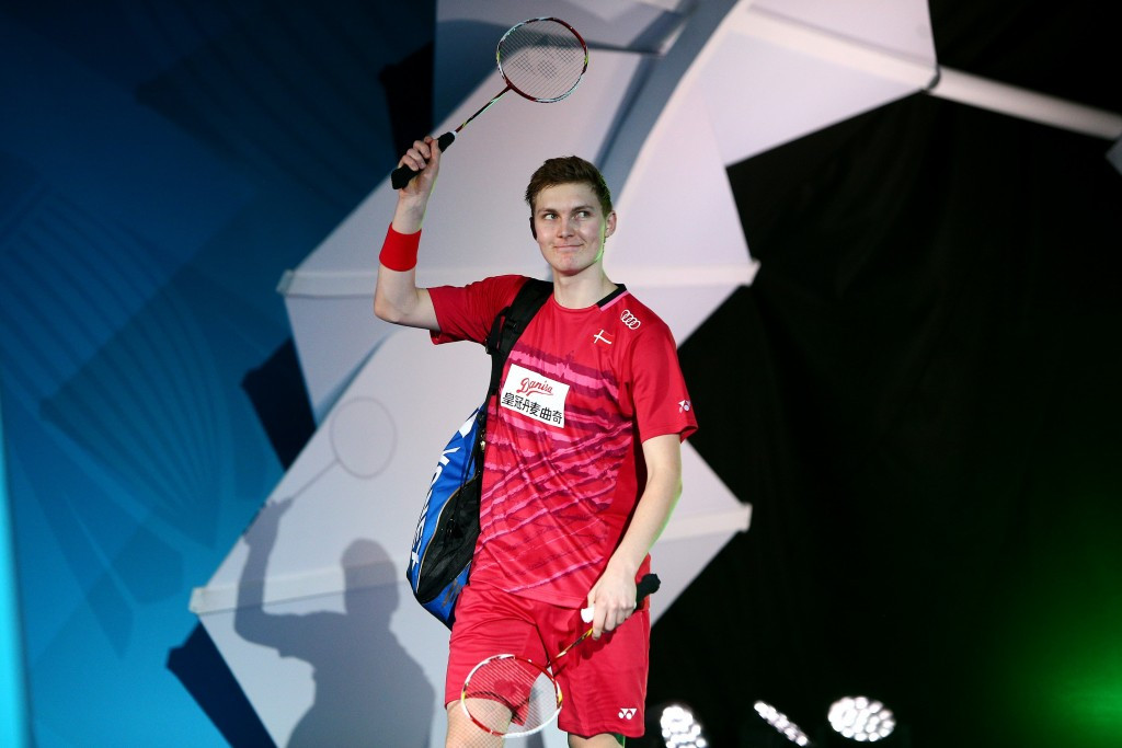 Top seeds Axelsen and Marín win opening matches at BWF World Tour Finals