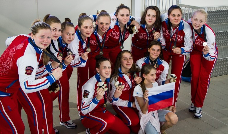 Russia dig deep to beat Spain and win FINA Women's Youth Water Polo Championships