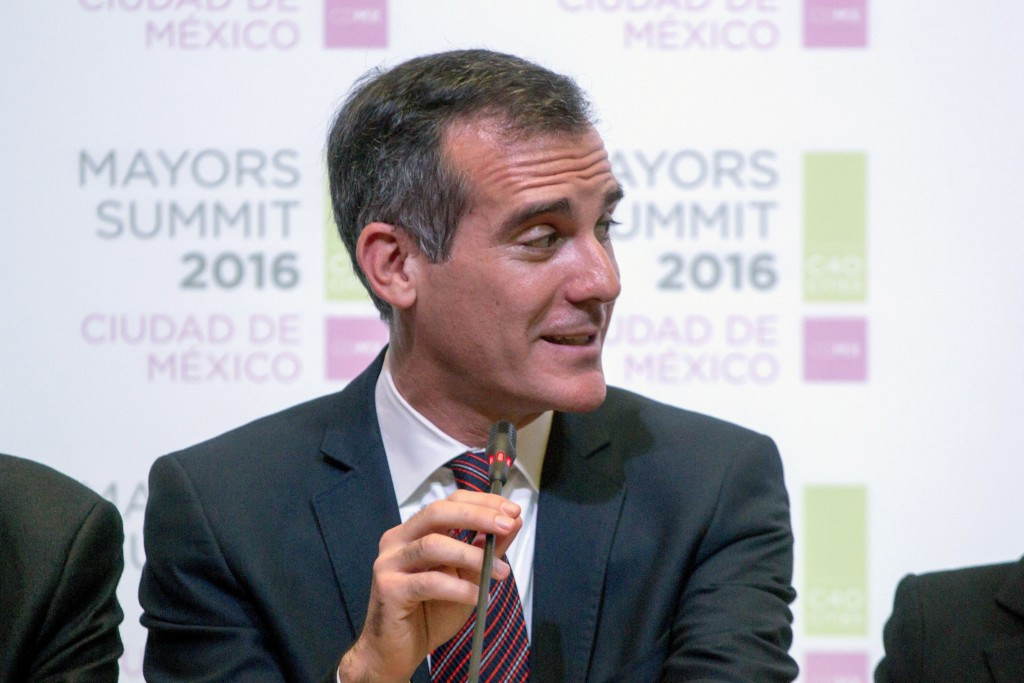 Los Angeles Mayor Eric Garcetti has attempted to establish a number of climate change initiatives in the 2024 Olympic and Paralympic Games candidate city ©Getty Images