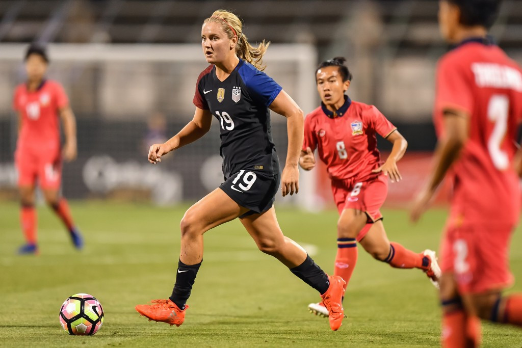 United States finish year as top-ranked women's football team
