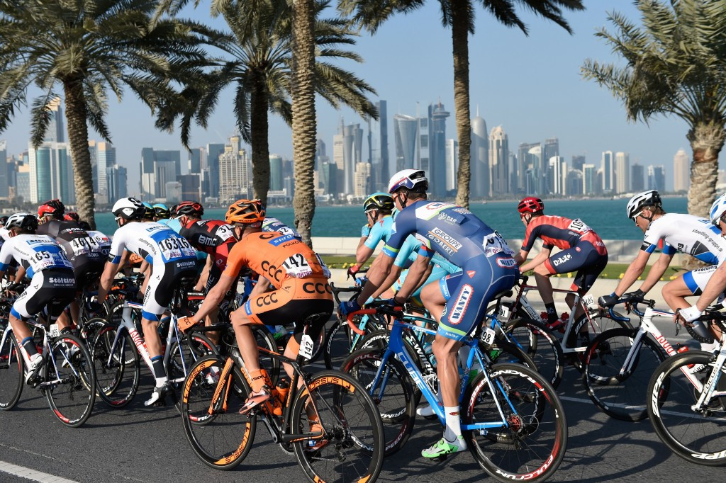 The Tour of Qatar includes stunning scenery but was frequently low of spectators and local support ©Getty Images