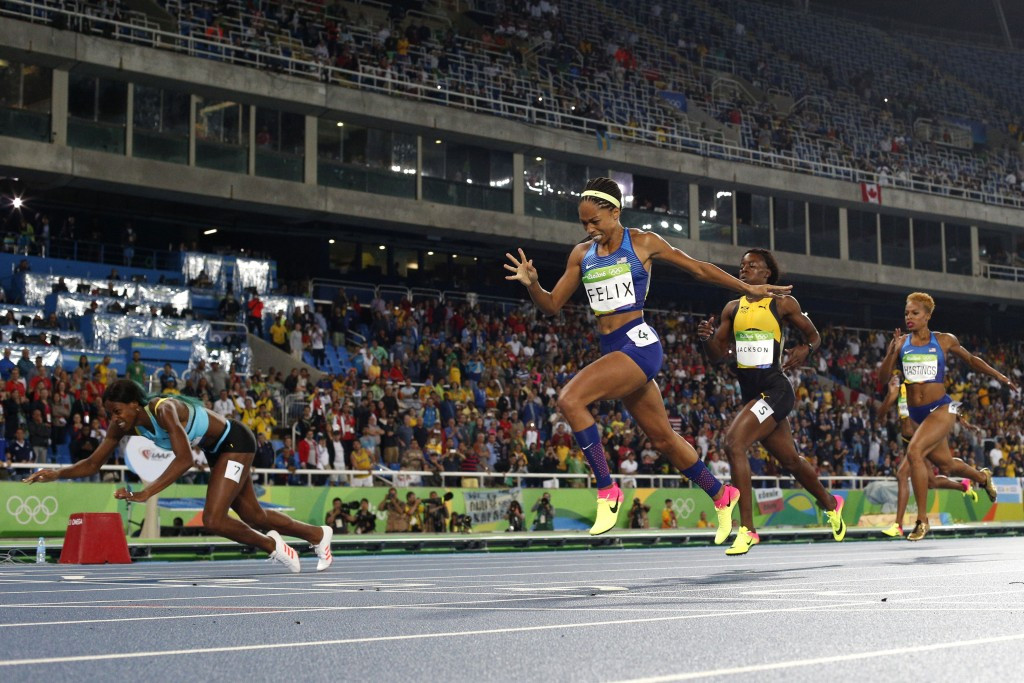 Shaunae Miller of The Bahamas took the Olympic 400 metres crown in bizarre fashion in Rio de Janeiro, diving over the line to beat American rival Allyson Felix ©Getty Images