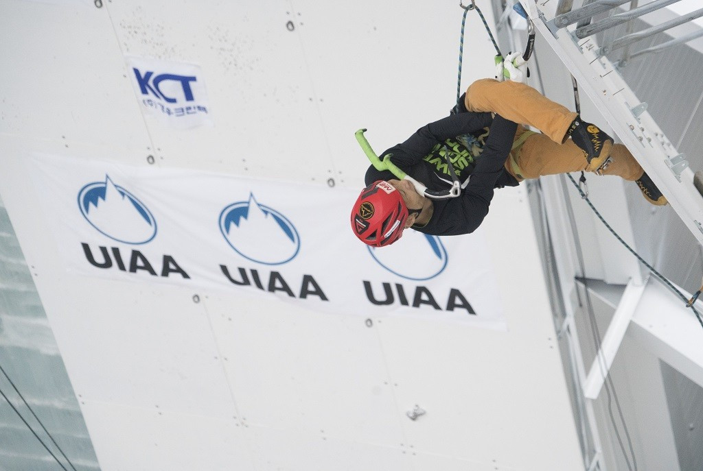 Russian and South Korean stars resume battle at UIAA Ice Climbing World Cup in Cheongsong