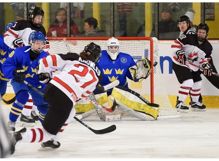 United States and Canada make IIHF Women's Under-18 World Championship final