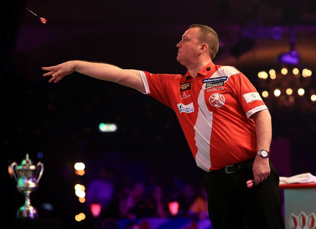 Glen Durrant delivered under the pressure of being the tournament top seed ©Getty Images
